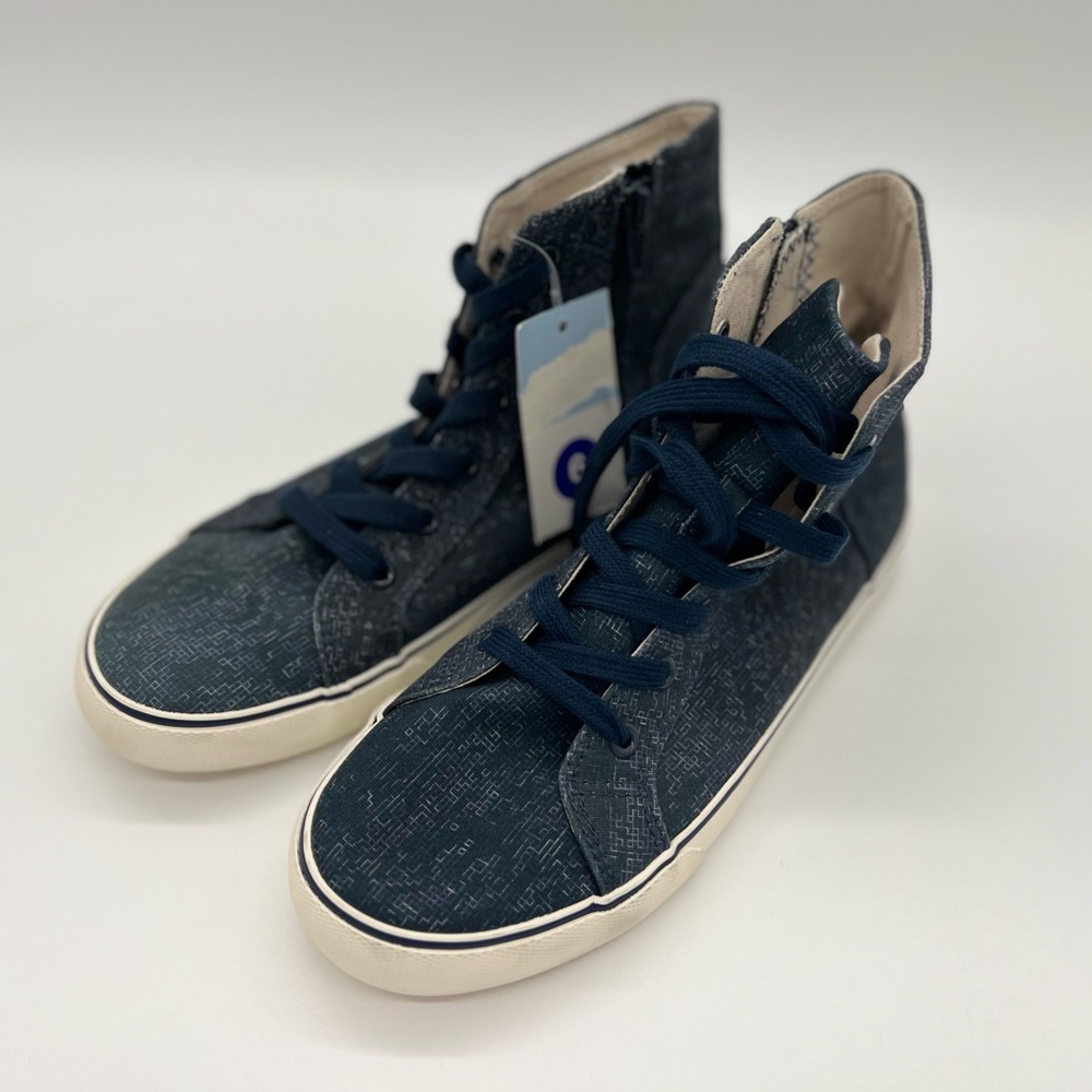 Cat And Jack Boys Blue/Colby High Tops With Zip Up Inner Sides New